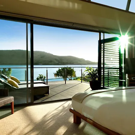 Yacht Club Villas Hamilton Island Exterior photo